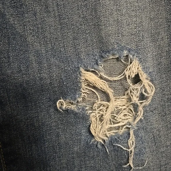 Guess Tomboy Jeans - Picture 5 of 8